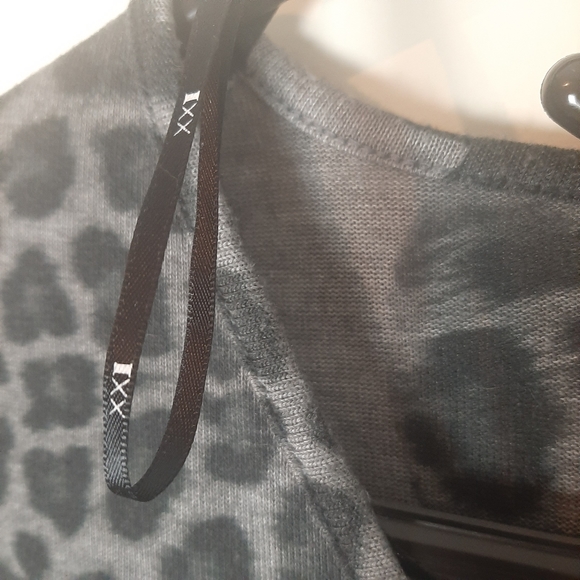 forever 21 animal print top - Picture 4 of 9